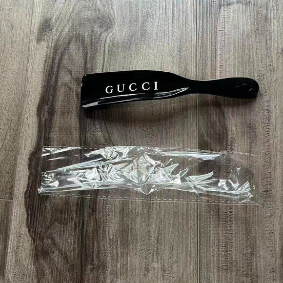 Gucci Shoe Horn - Picture 2 of 3